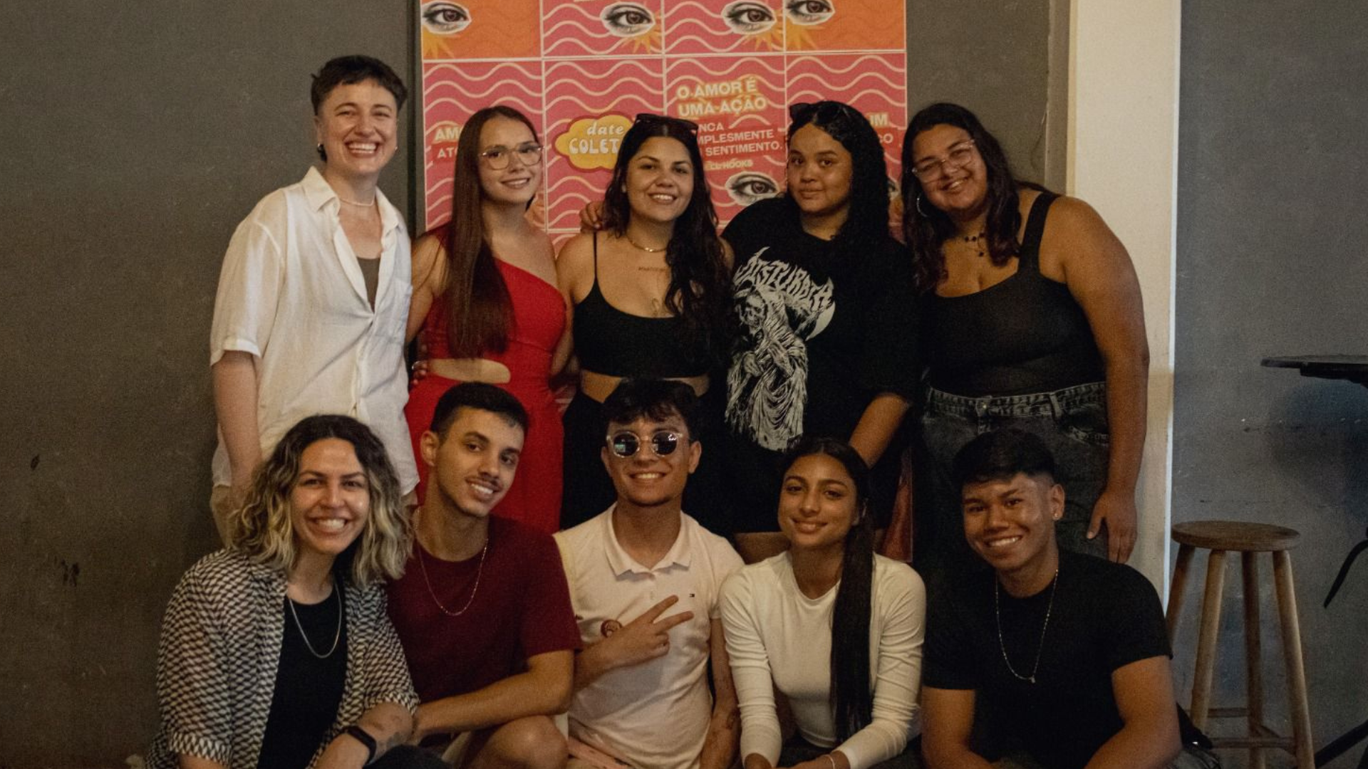 Foto coletiva de participantes do Comit&ecirc; de G&ecirc;nero e Sexualidade no evento Date Coletivo